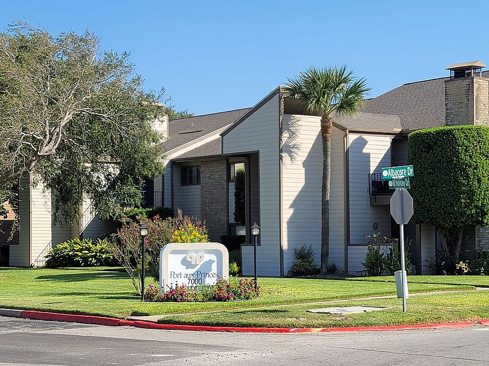1st image of 7055 N Holiday Dr