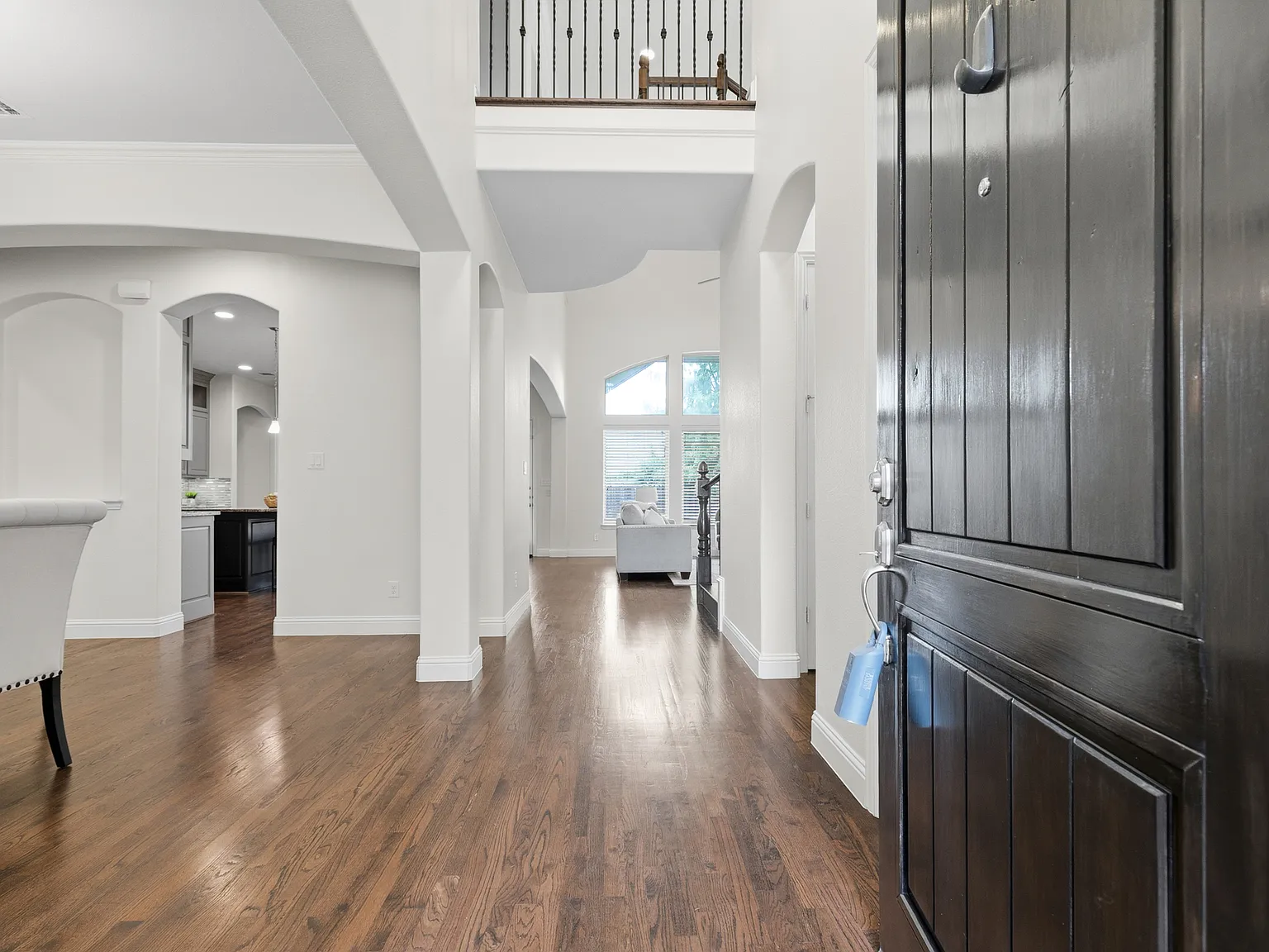 4 bed, 3417 sqft, $4,095 — Photo 4