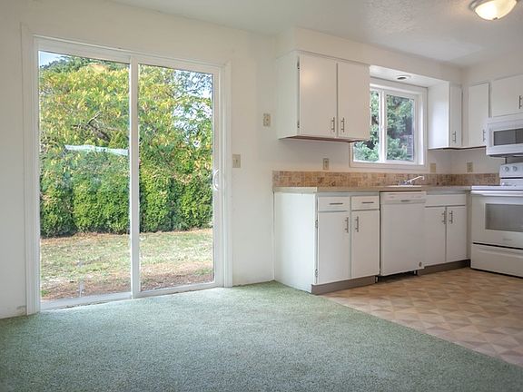 5th image of 1765 Tierra Lynn Dr