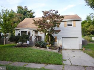4 Rondon Ave, Berlin, NJ 08009
