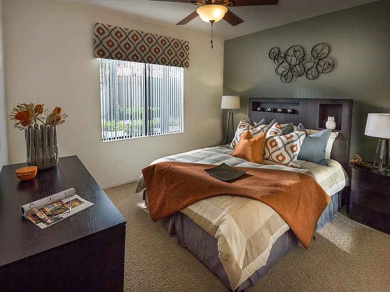 San Palacio Luxury Apartment Community — Photo 17