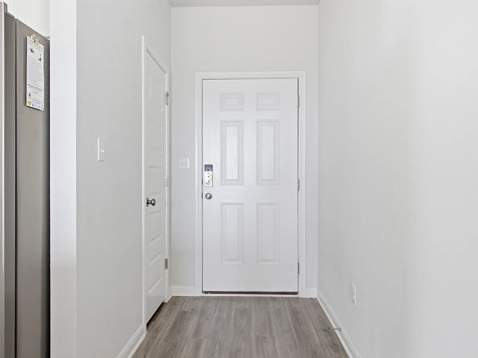 3 bed, 1375 sqft, $1,795 — Photo 4