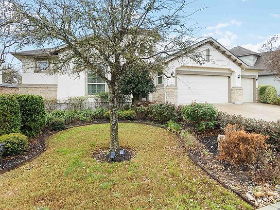 3rd image of 562 Singing Creek