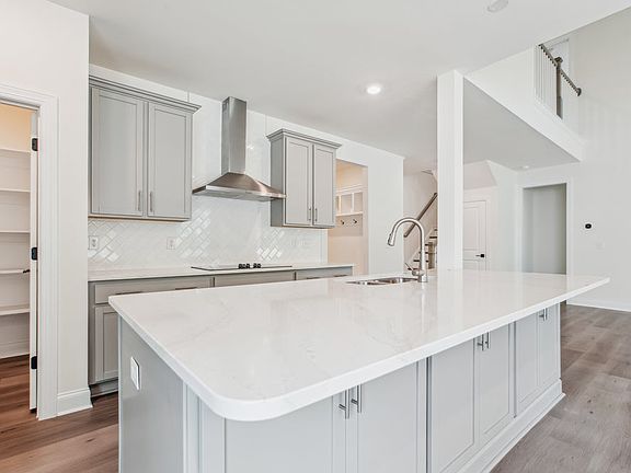 4th image of 111 Artic Cir Homesite 43