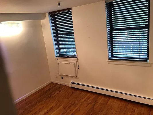 Rented by Roberto Guilbet, LREB | media 22