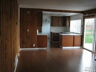 4th image of 2867 Elmhurst Cir