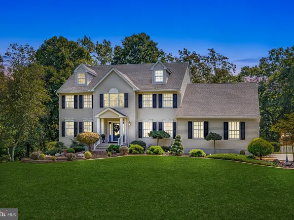 137 Bobbis Ter, New Egypt, NJ 08533