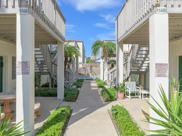 114 E Bahama St #6, South Padre Island, TX 78597