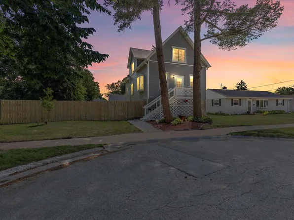 1629 Cedar STREET, South Milwaukee, WI 53172