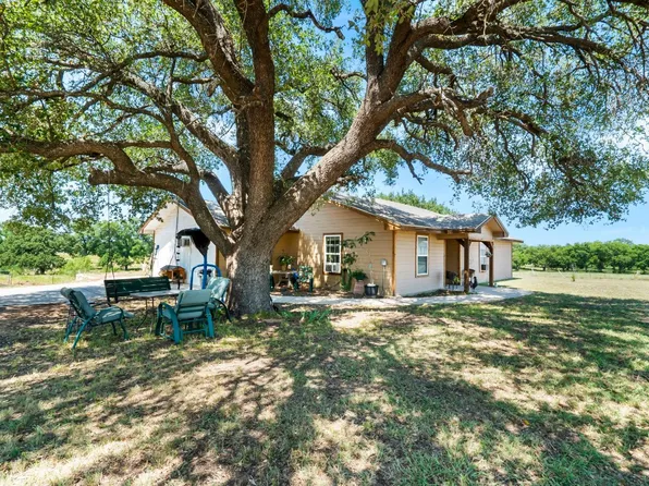 11224 Brock Hwy, Lipan, TX 76462