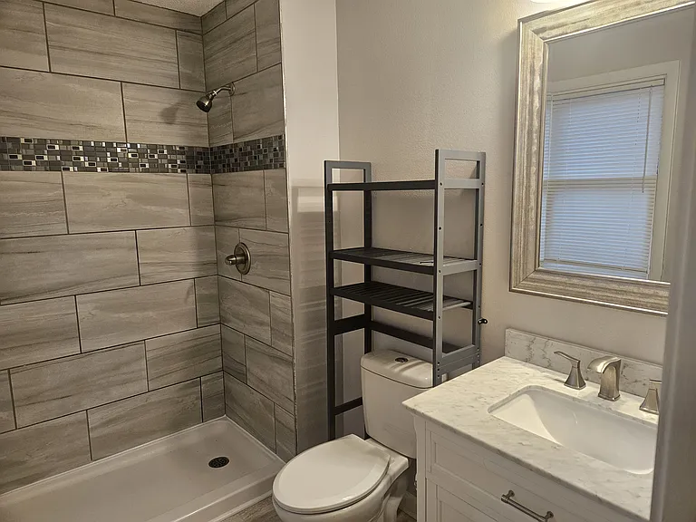 402 Lotus Dr — Photo 11