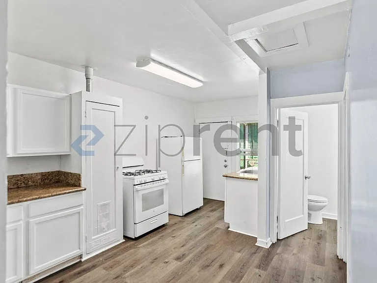 5917 Avenal Ave — Photo 7