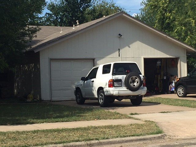 1st image of 908 Country Aire Dr