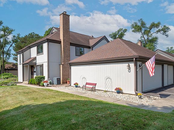 4th image of 1296 Farnsworth Ln