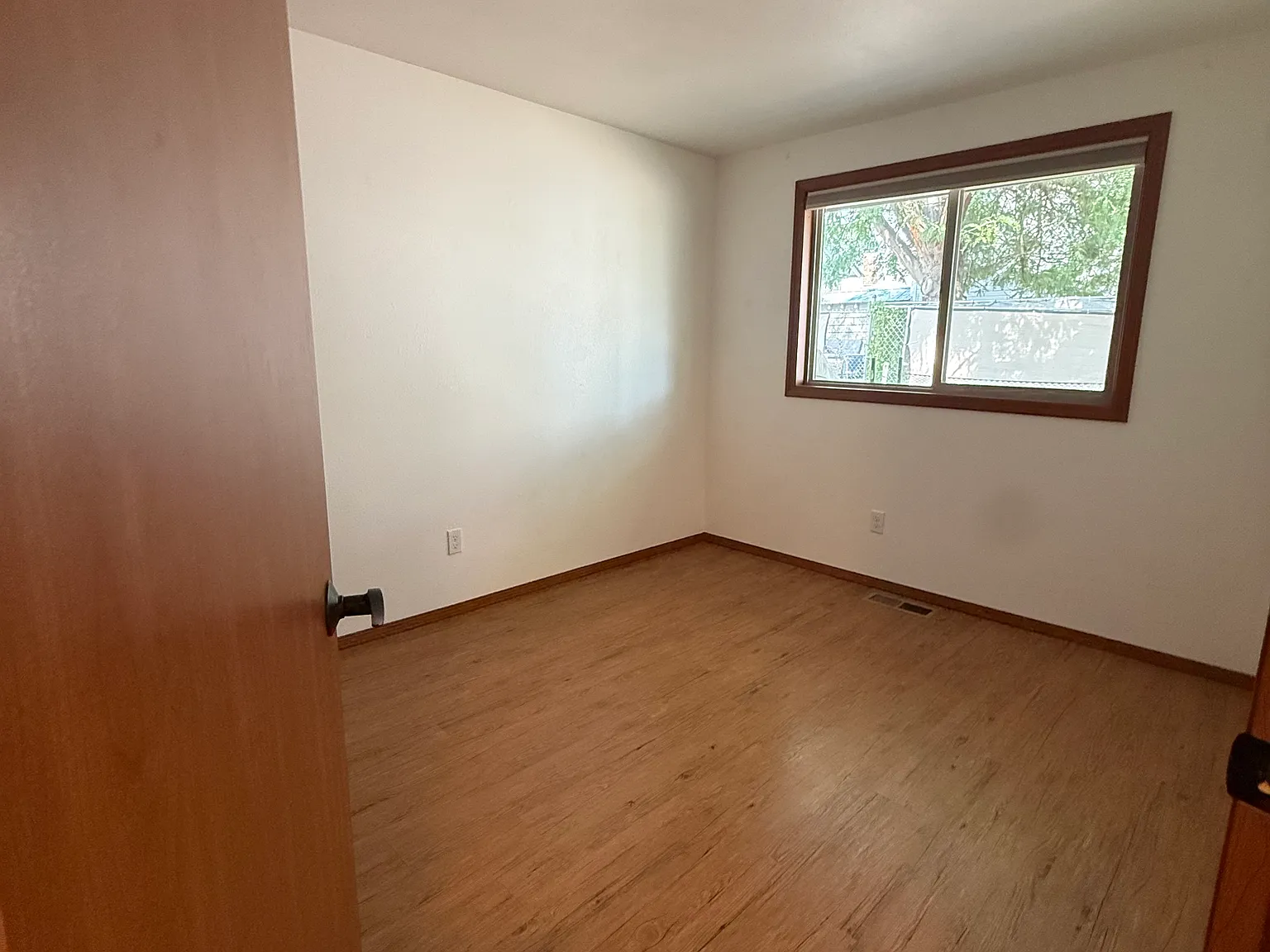 2 bed, 900 sqft, $2,000 — Photo 4