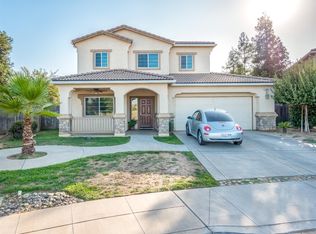 1900 Scarlet Dr, Madera, CA 93638