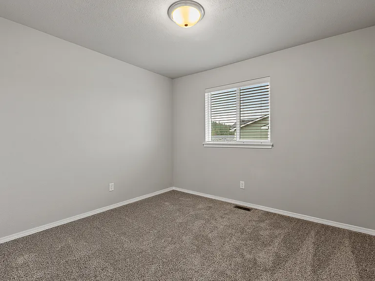 14723 E 30th Ave — Photo 14
