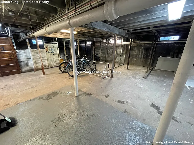 14 Russell St #24 — Photo 19