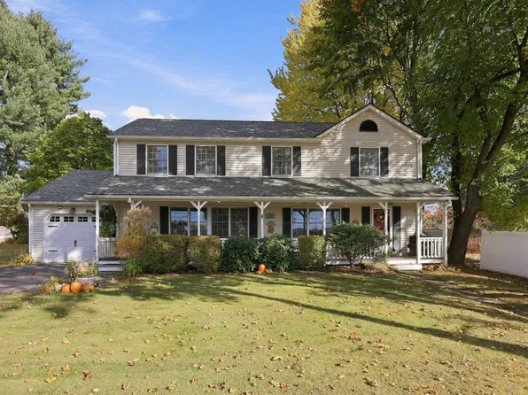 89 Almon Ave, West Springfield, MA 01089