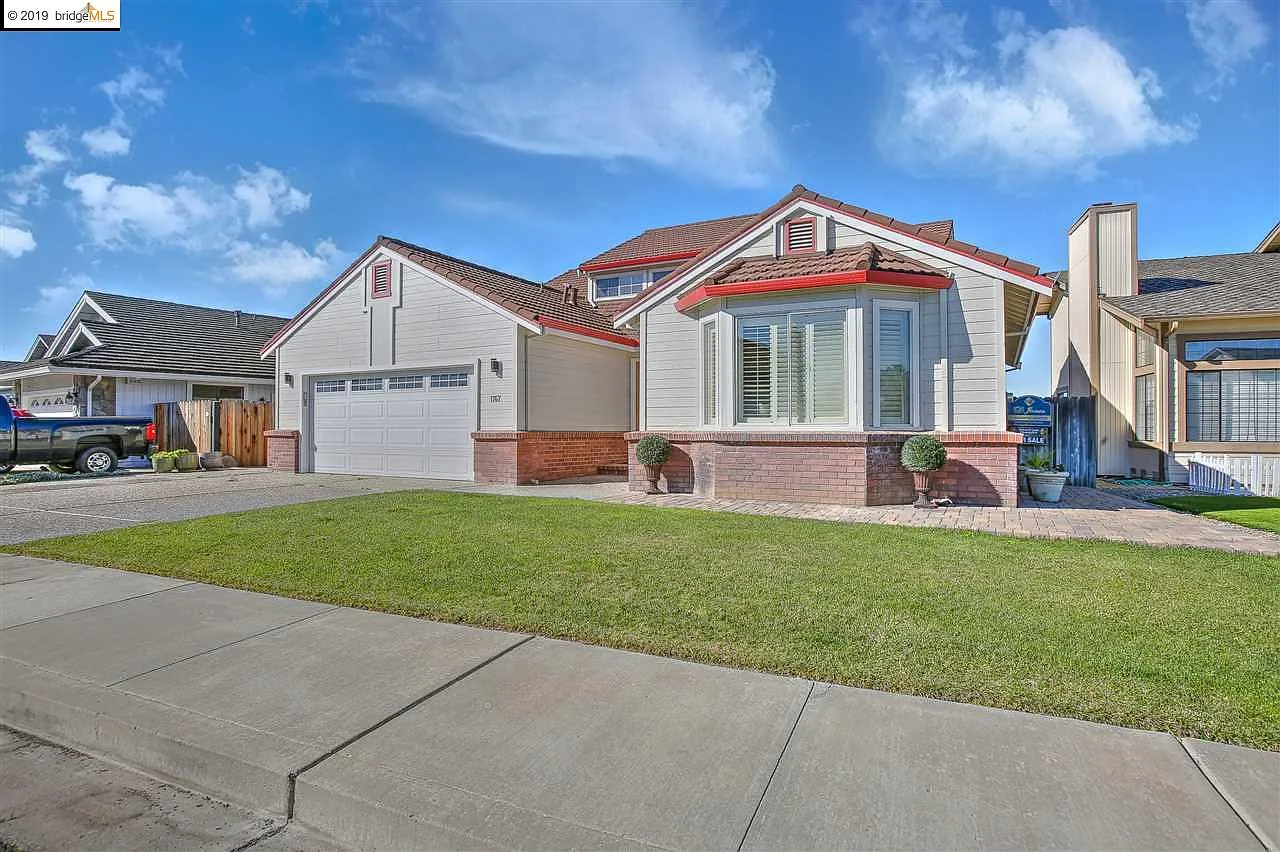 1767 Dolphin Pl photo 1