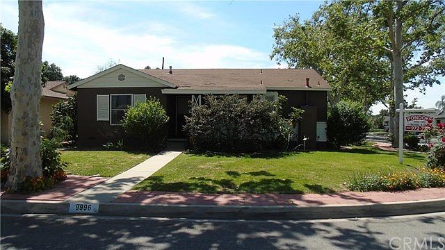 2nd image of 9996 Cedardale Dr