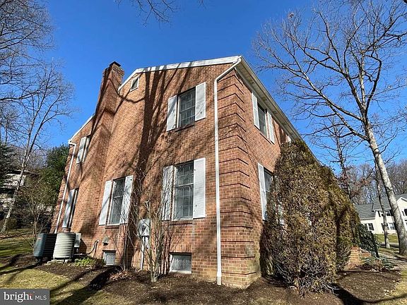 4th image of 2457 Sassafras Ct