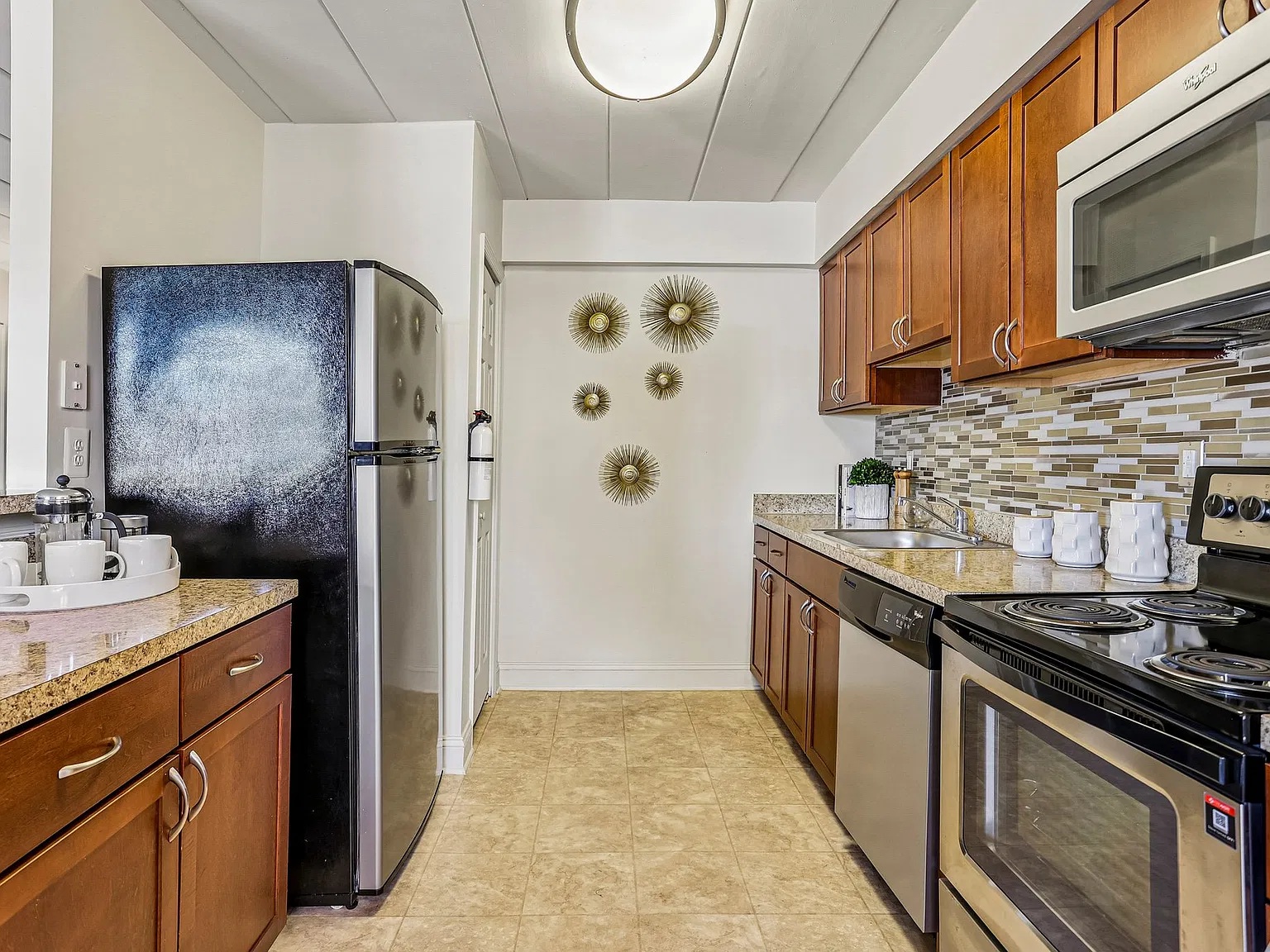 Stonegate at Devon Apartment Homes — Photo 2