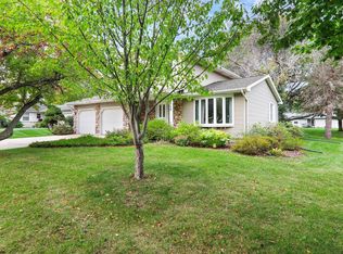 2759 Tami Trl, Fitchburg, WI 53711