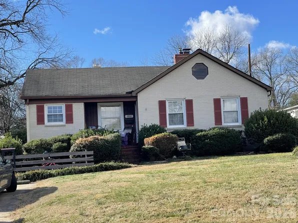 3800 Haven Dr, Charlotte, NC 28209