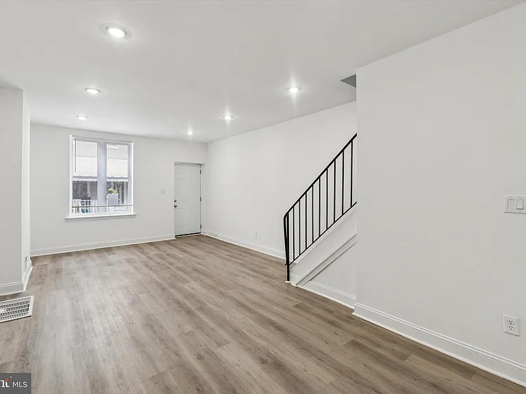 1761 N Newkirk St — Photo 5