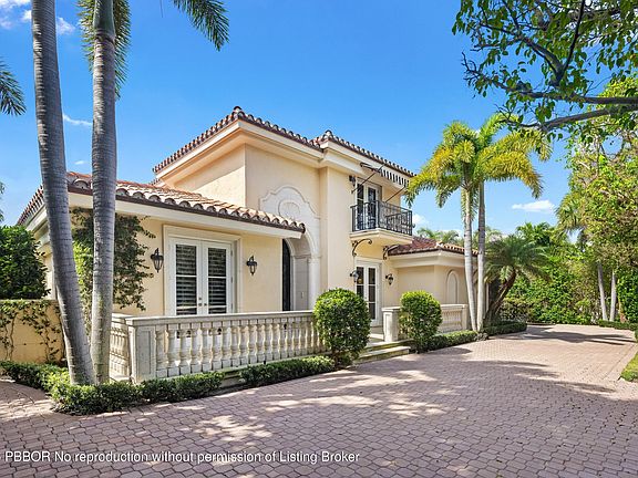 4th image of 1460 N Ocean Blvd