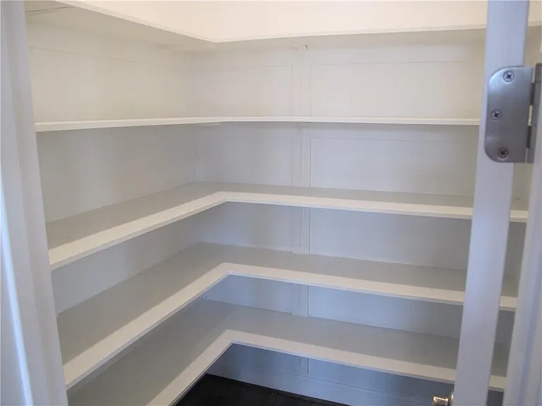635 Spinnaker Loop — Photo 28