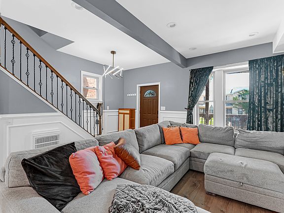 2nd image of 6404 S Langley Ave