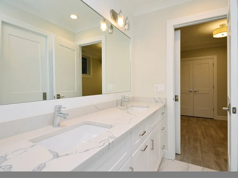 4727 N Winchester Ave #3S — Photo 8