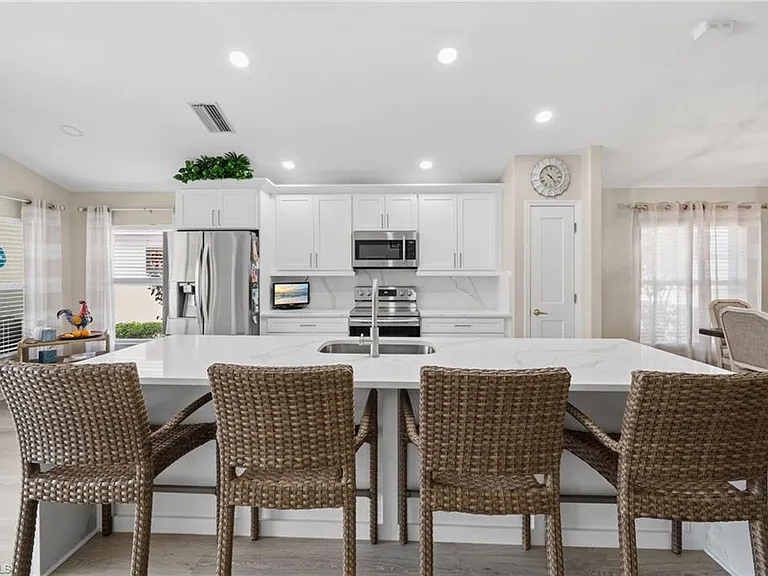 10020 Horse Creek Rd — Photo 17