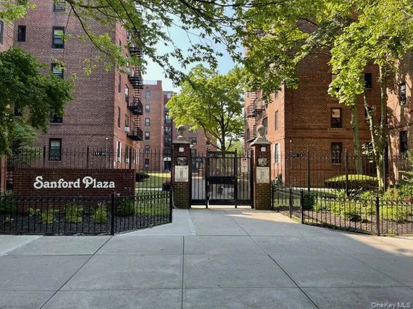 144-58 Sanford Avenue #57, Flushing, NY 11355