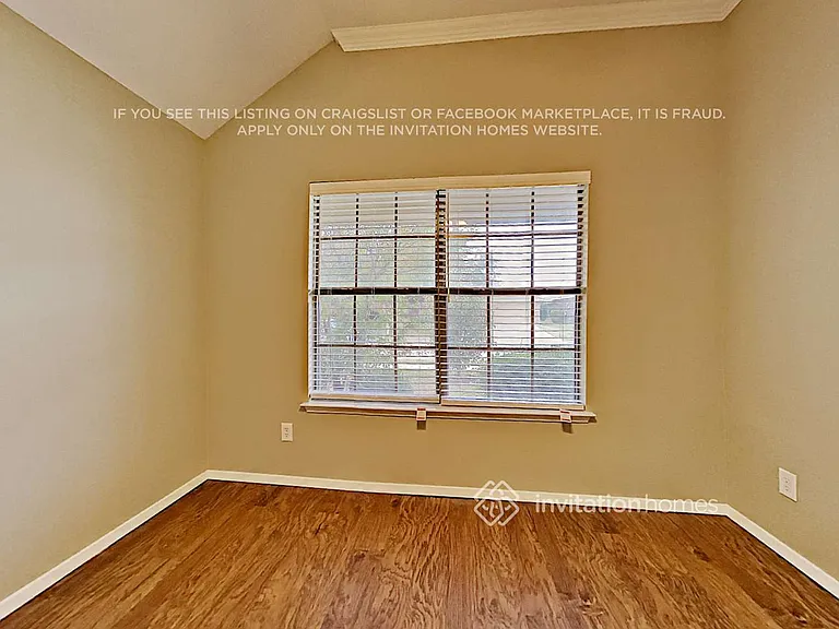 510 Maplewood Dr — Photo 11