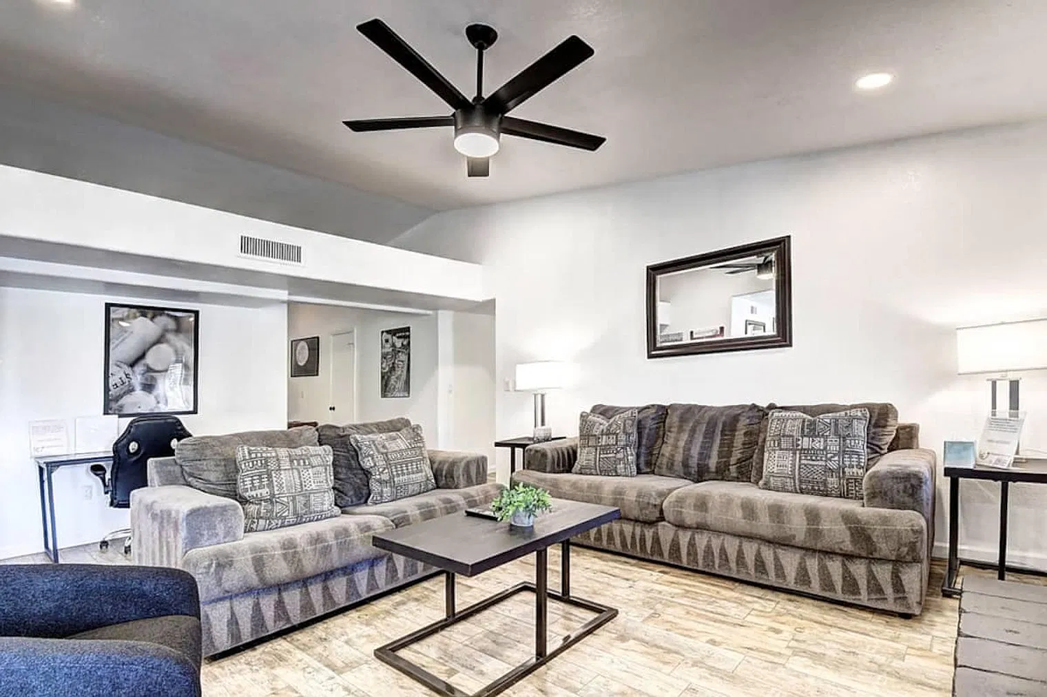 6 bed, 3.0 bath, $16,009 — Photo 2