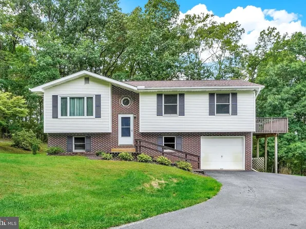 21020 W Liberty Rd, White Hall, MD 21161