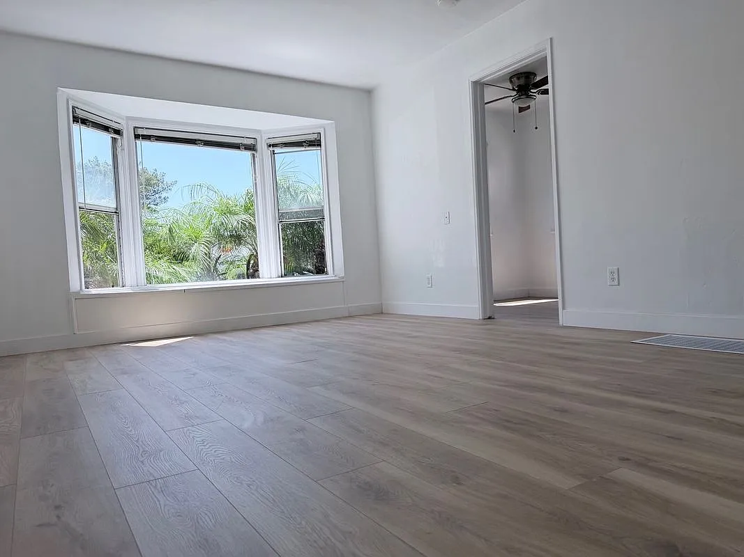 Studio, 1.0 bath, 500 sqft, $1,995 — Photo 2