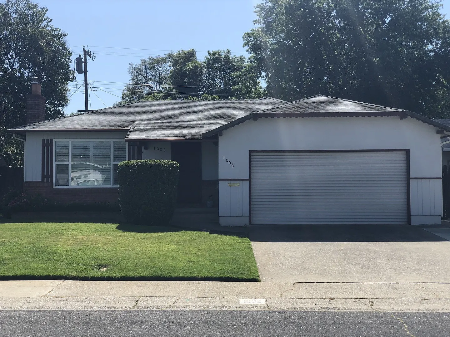 1006 Coloma Way photo 1