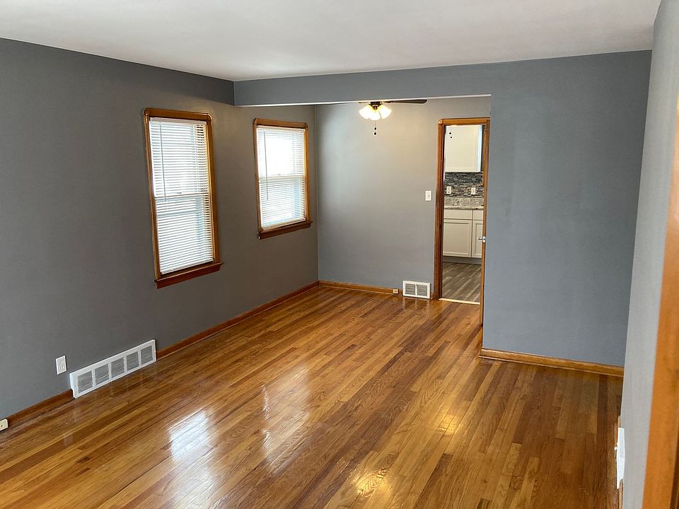 1st image of 6099 Ridge Rd