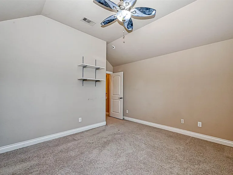 27415 Blinkwood Park — Photo 22