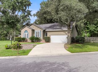 862 Fairlawn Cir, Mount Pleasant, SC 29464