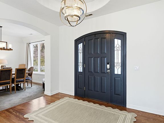3rd image of 1878 E Ridge Point Dr