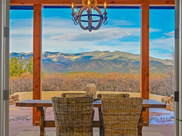 9 S Camino Don Carlos, Santa Fe, NM 87506