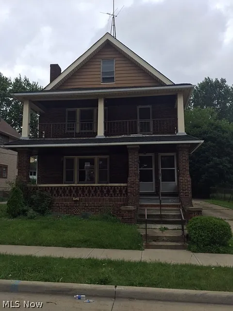 3376-3378 W 105th St photo 1