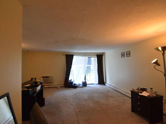 3rd image of 24 Highland Ave APT 7C