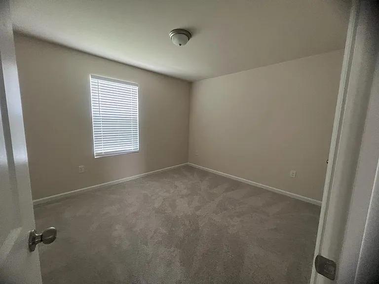 1801 Luna Way — Photo 11