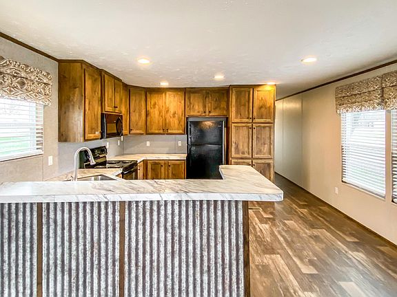 4th image of 2695 Robert Ave #103